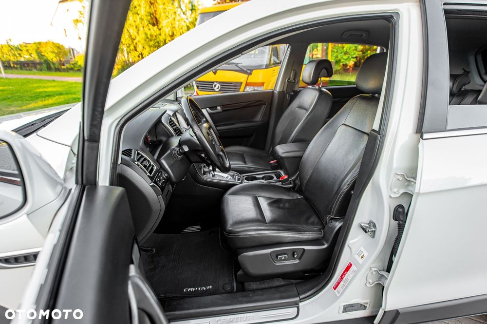 Chevrolet Captiva 3.0 V6 SIDI AWD Automatik LTZ - 22