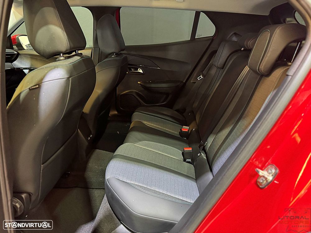 Peugeot 2008 PureTech 130 Allure Pack - 16