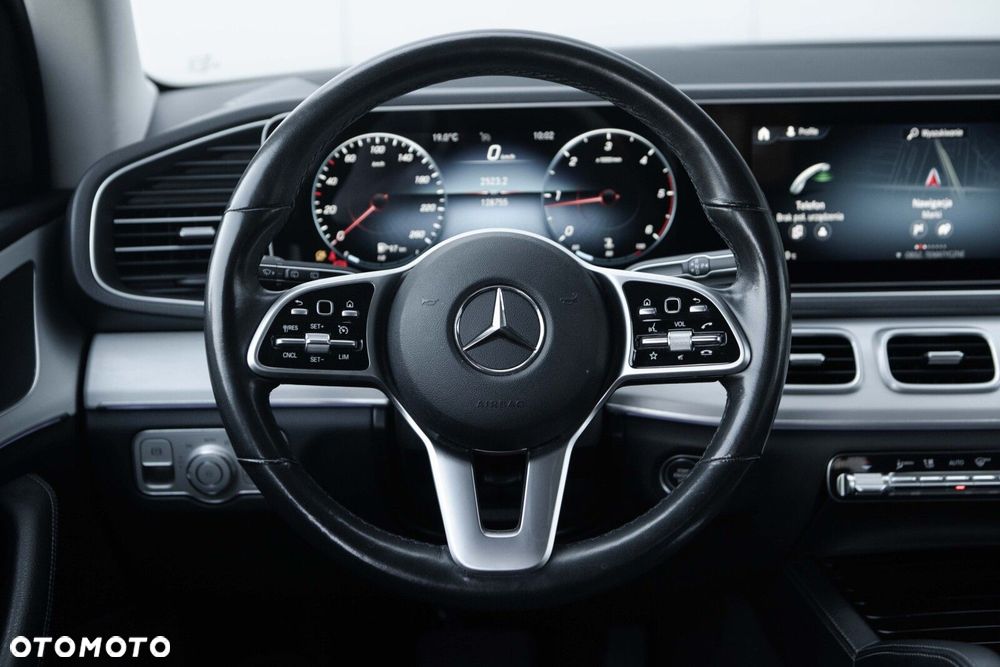 Mercedes-Benz GLE - 26