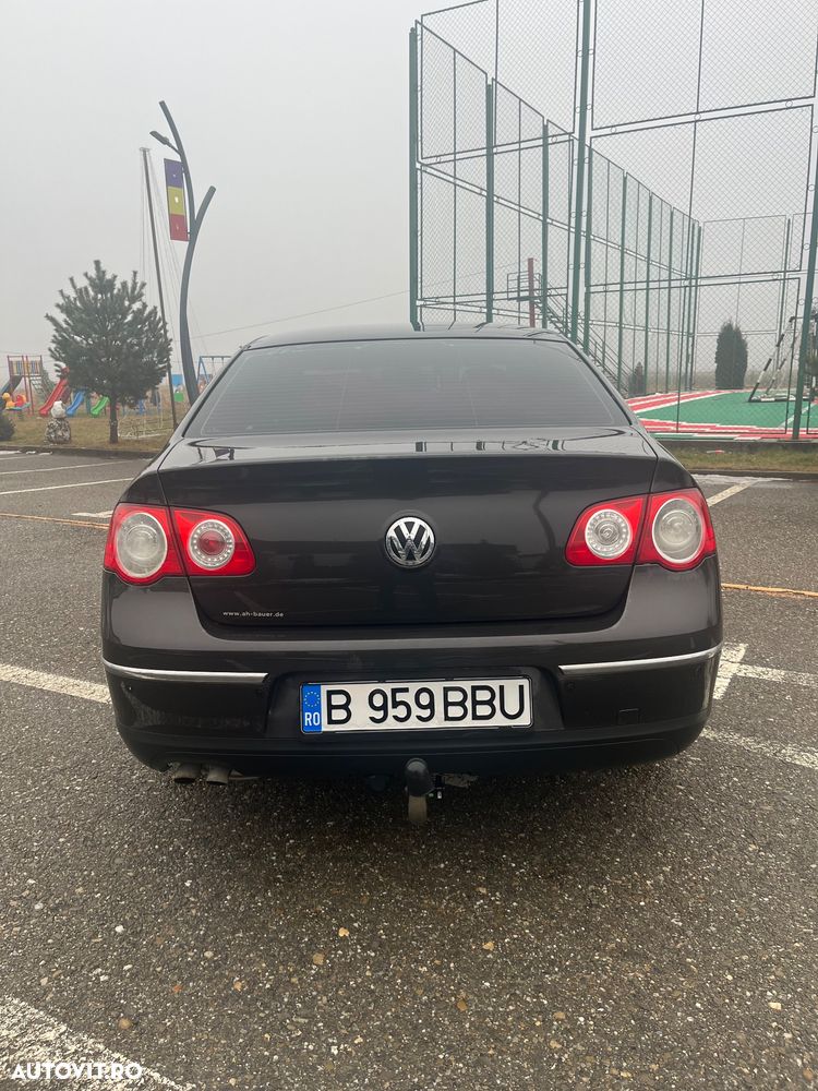 Volkswagen Passat 2.0 TDI DPF Highline - 6