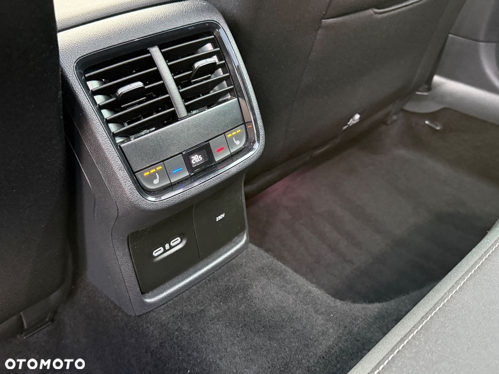 Skoda Octavia 2.0 TDI SCR Clever DSG - 20