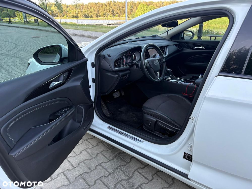 Opel Insignia 1.5 T Elite S&S - 10