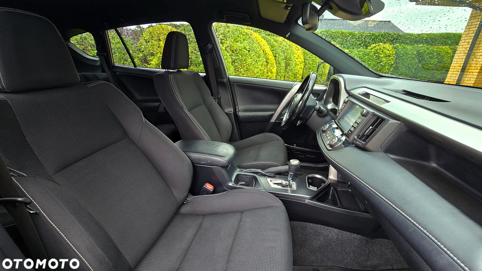 Toyota RAV4 Hybrid Prestige 4x4 - 29