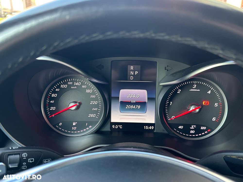 Mercedes-Benz GLC - 12