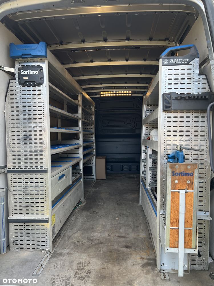 Mercedes-Benz Sprinter - 6