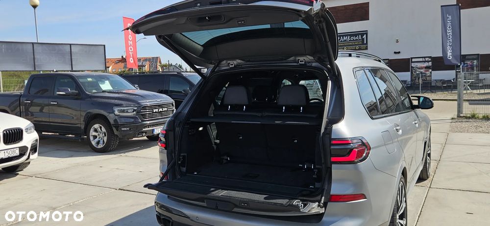 BMW X7 M60i xDrive mHEV sport - 22