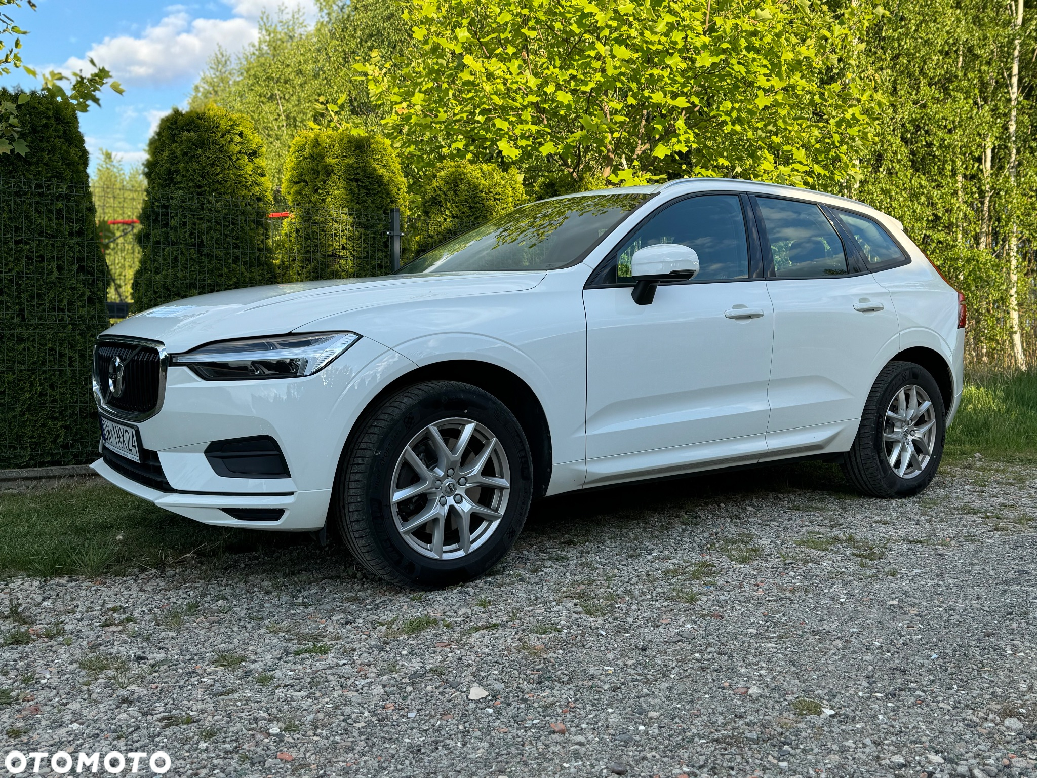Volvo XC 60 B4 B Momentum - 4