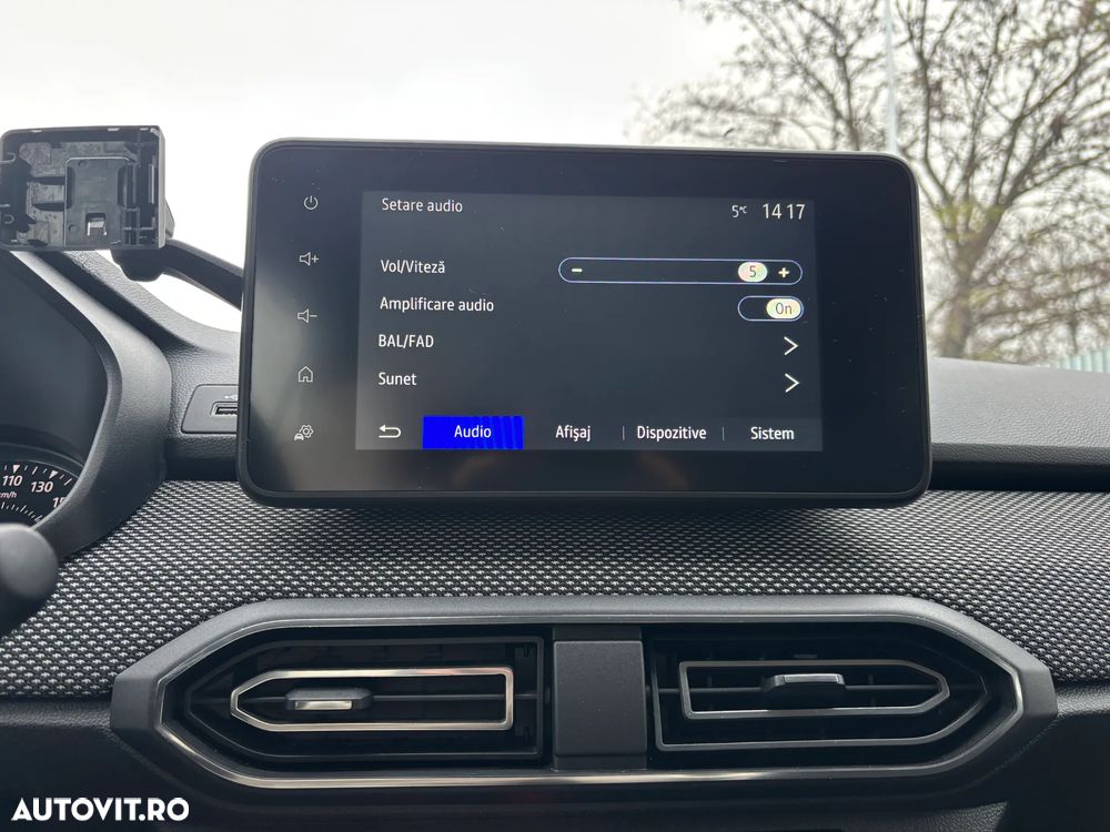 Dacia Logan TCe 90 MT6 Comfort - 26