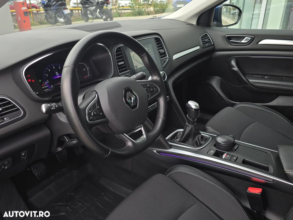 Renault Megane TCe Intens - 20