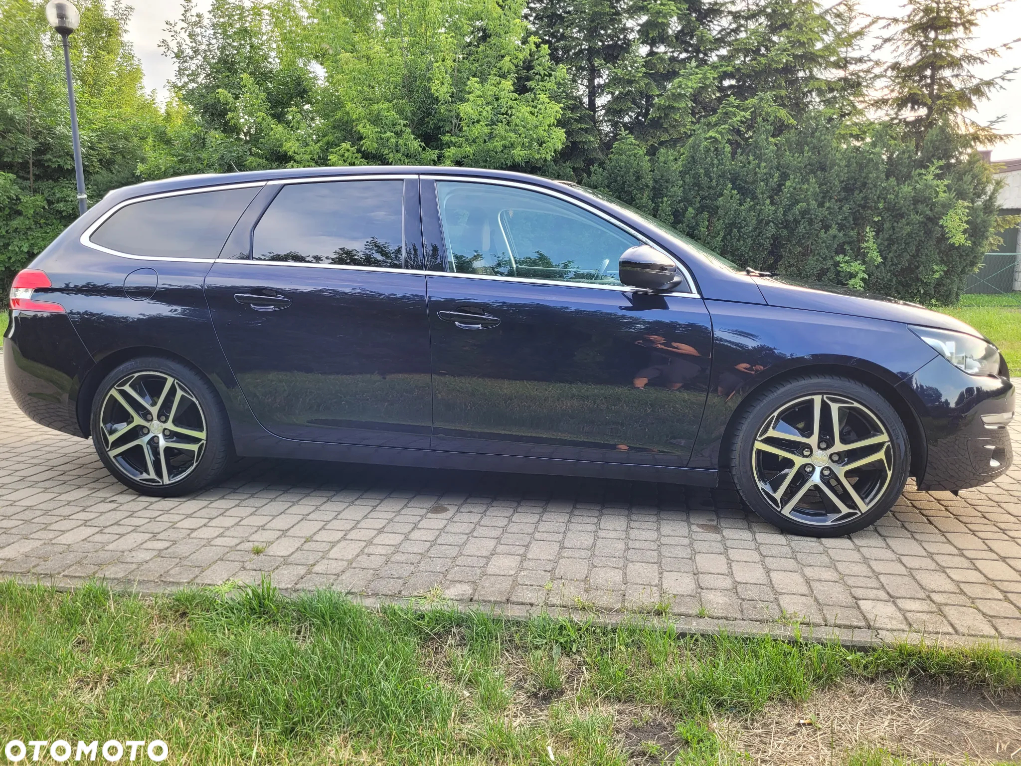 Peugeot 308 1.6 BlueHDi Allure S&S - 4