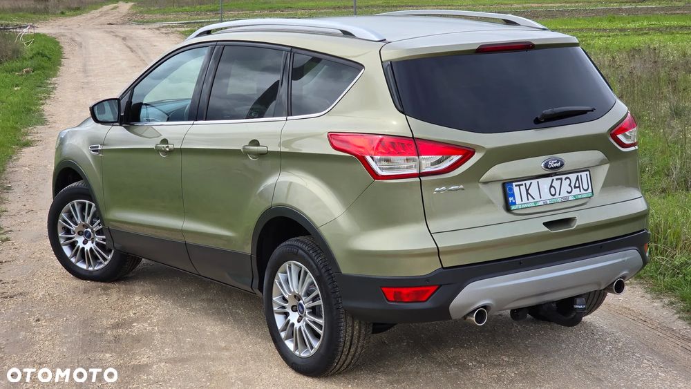Ford Kuga 2.0 TDCi 4x4 Titanium - 4