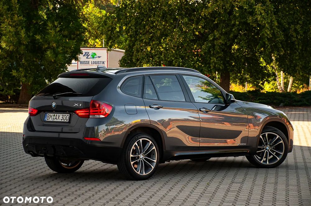 BMW X1 xDrive20d Sport Line - 13