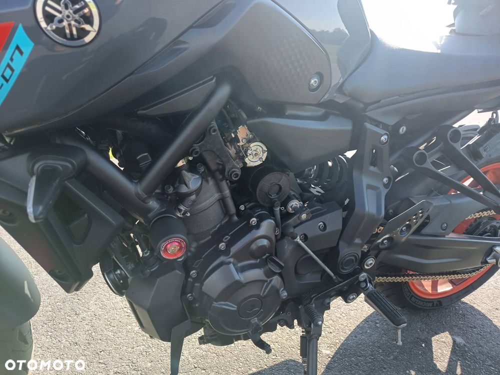 Yamaha MT - 7