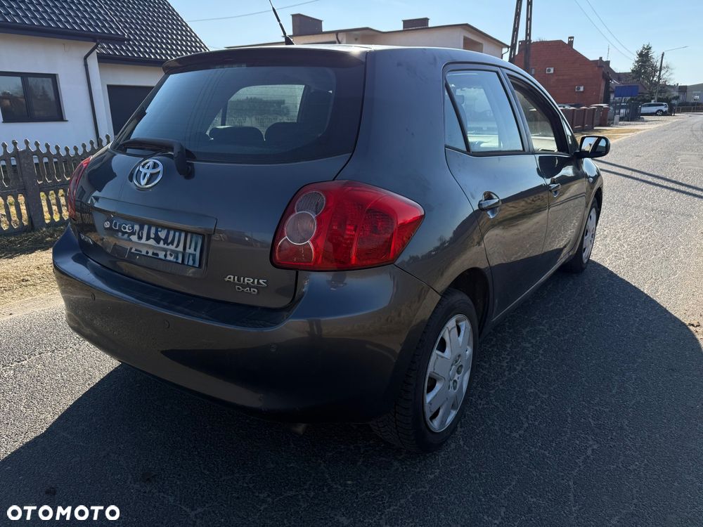 Toyota Auris 2.0 D-4D Edition - 4