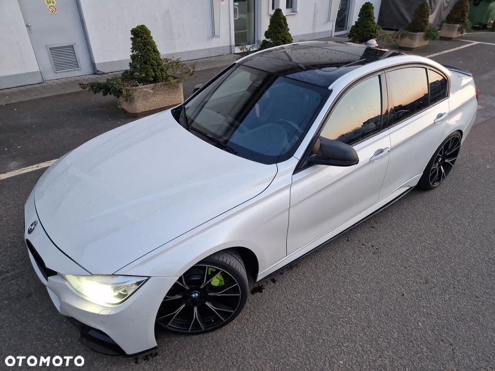 BMW Seria 3 335i Edition Exclusive - 4