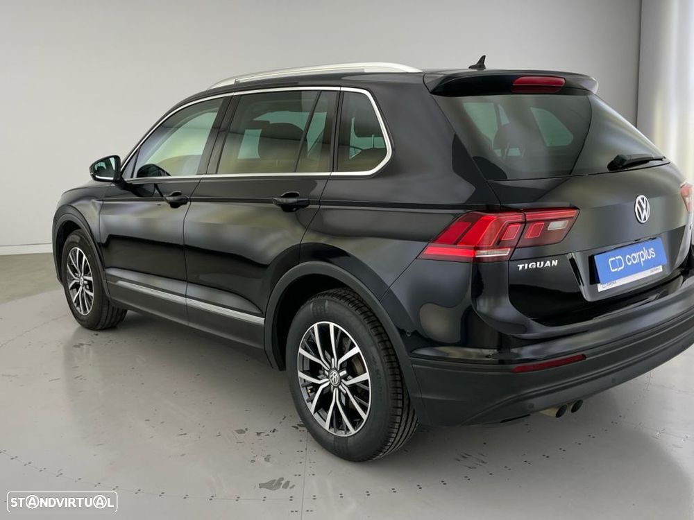 VW Tiguan 1.6 TDI Trendline - 24