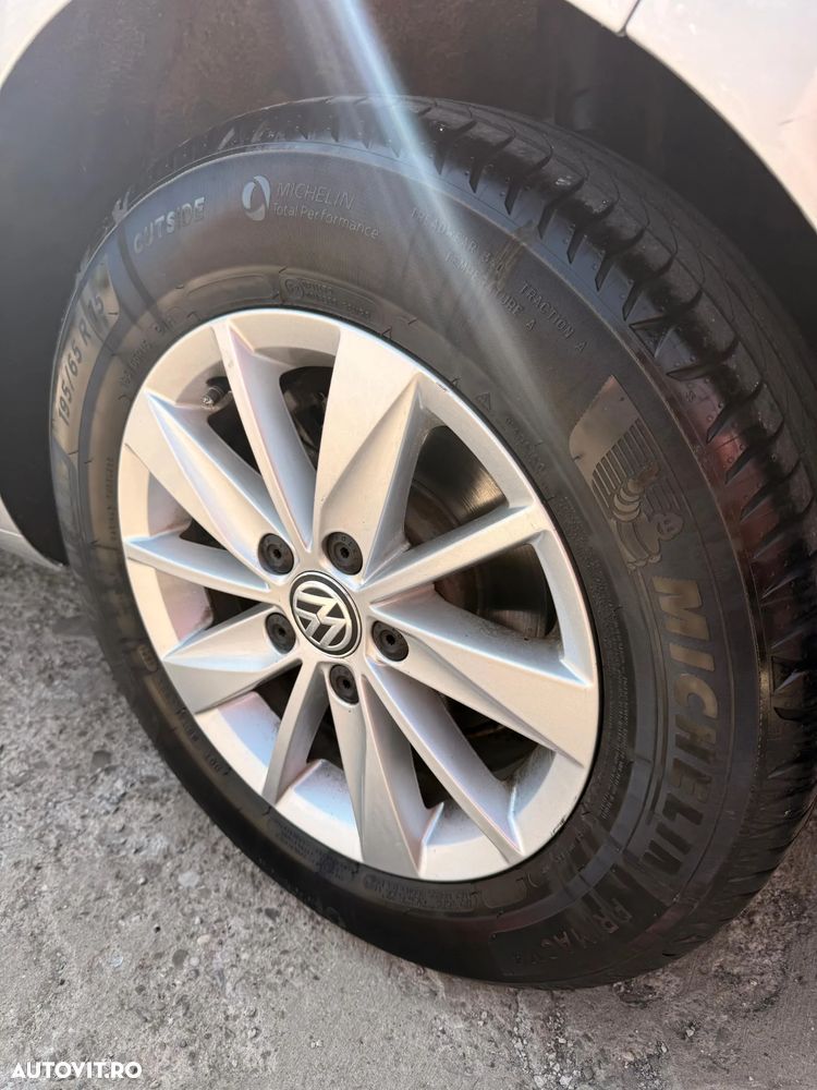 Volkswagen Golf 1.6 TDI DPF BMT DSG Comfortline - 13