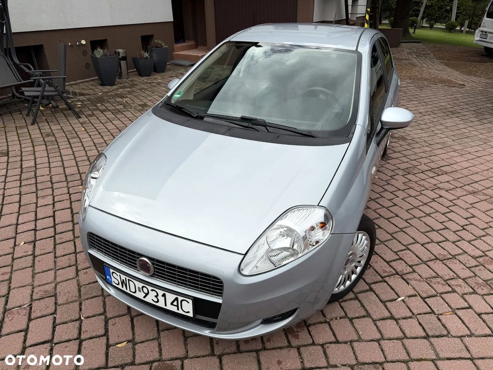 Fiat Grande Punto 1.2 8V Dynamic - 26