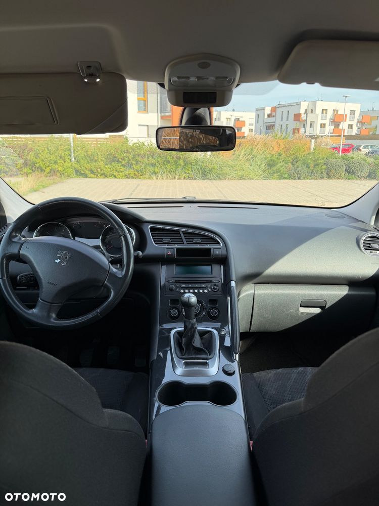 Peugeot 3008 - 16