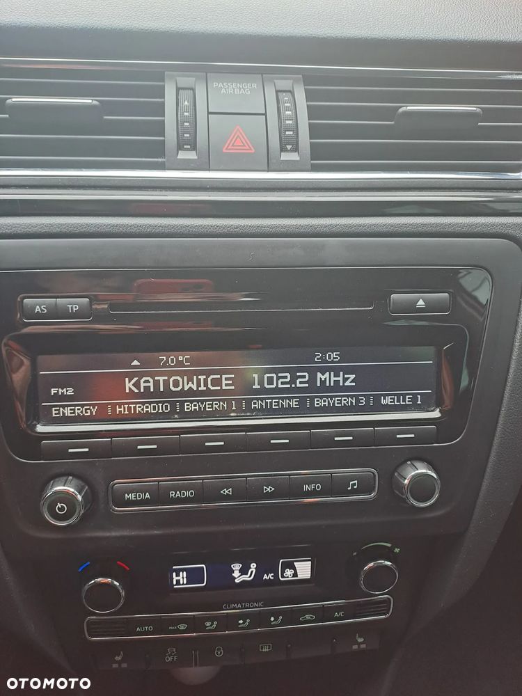 Skoda RAPID 1.2 TSI Style+ - 10