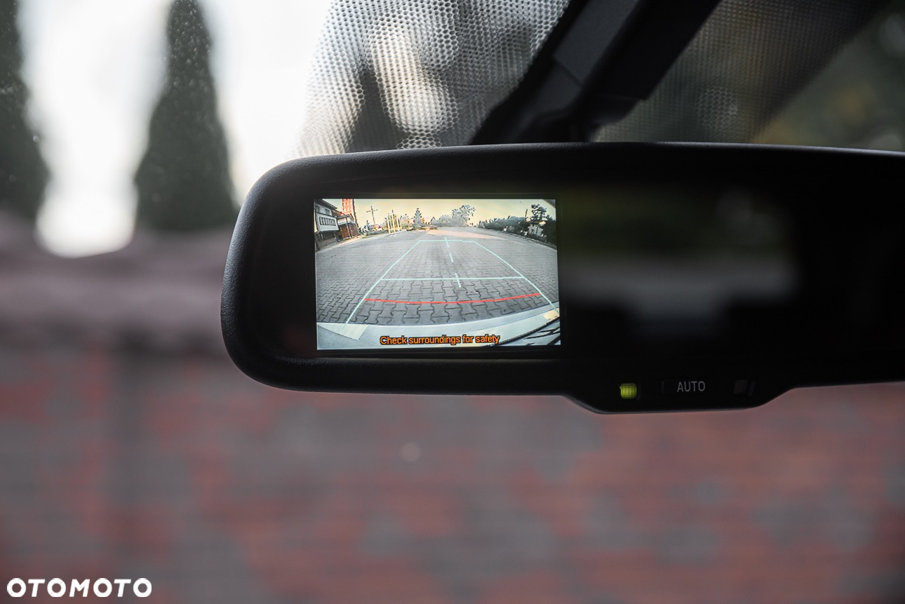 Lexus CT 200h Dynamic Line - 12