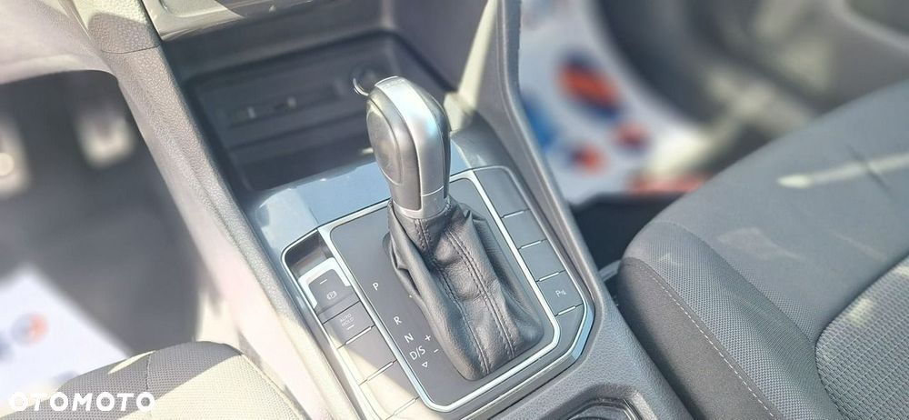 Volkswagen Golf Sportsvan - 13