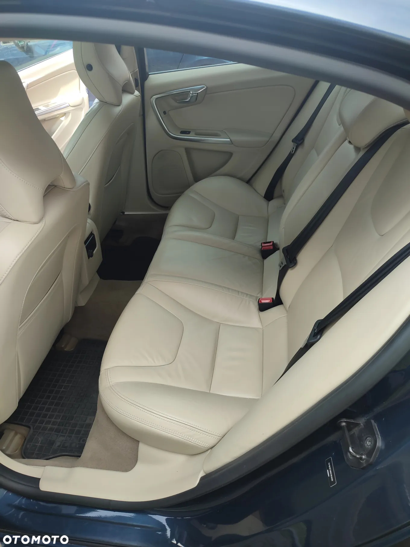 Volvo S60 2.5 T5 - 8