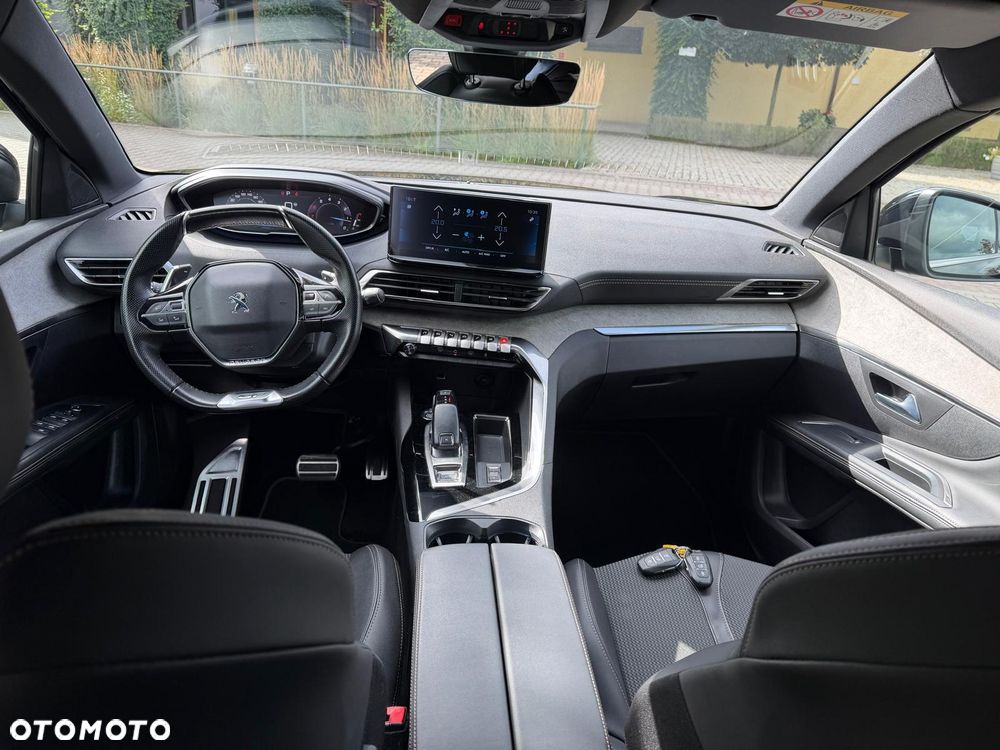 Peugeot 5008 PureTech 130 EAT8 Stop & Start GT - 28