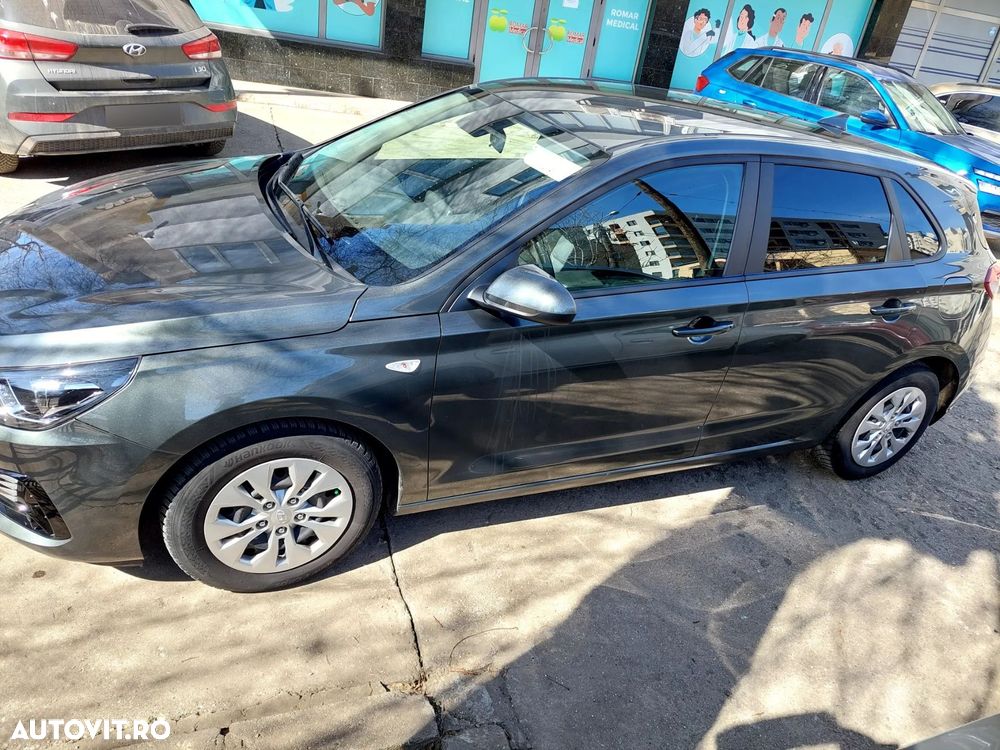 Hyundai i30 1.5 110CP 5DR M/T Comfort - 2