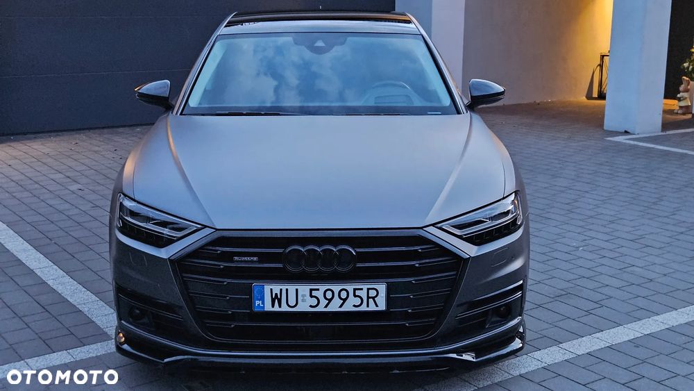 Audi A8 - 6