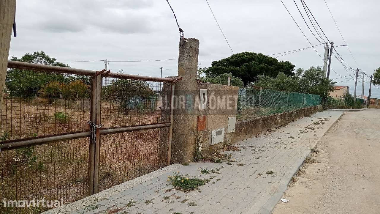 Terreno Urbano em Stº António da Charneca - Barreiro - Grande imagem: 2/25