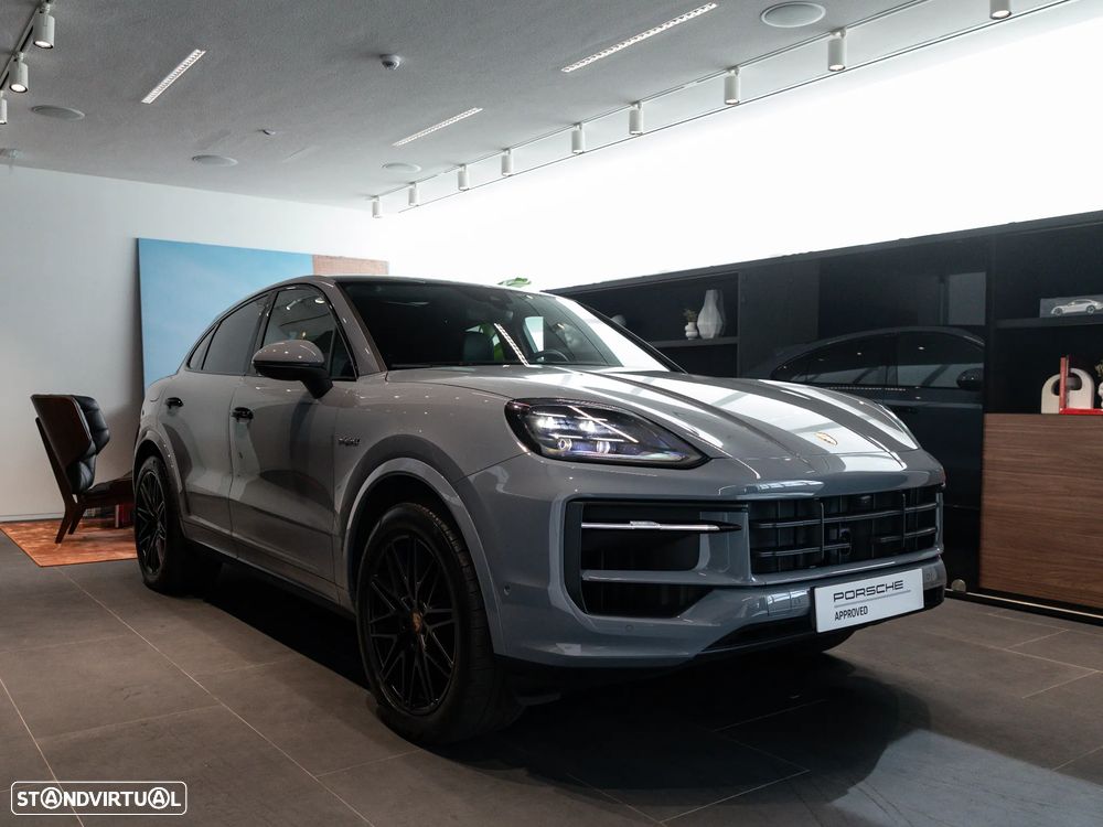 Porsche Cayenne Coupé E-Hybrid - 2