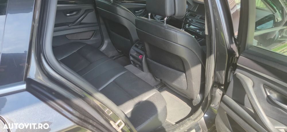 BMW Seria 5 520d - 15