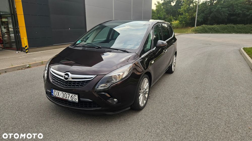 Opel Zafira Tourer 1.6 SIDI Turbo ecoFLEX Start/Stop Innovation - 2