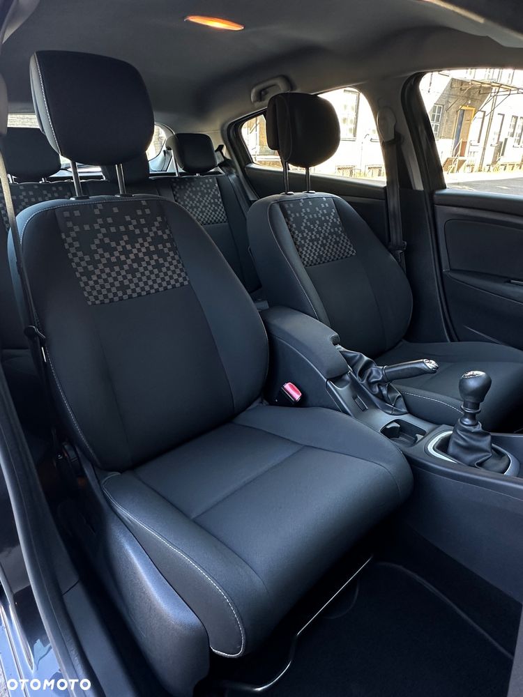 Renault Megane 1.6 16V Zen - 9