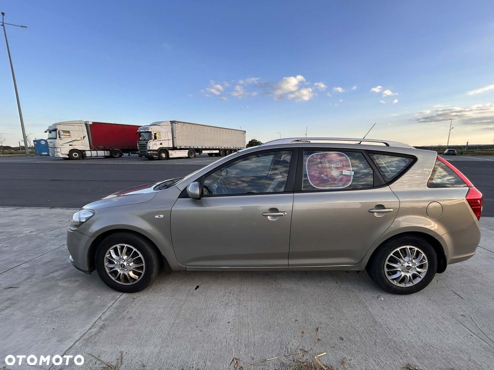 Kia Ceed 1.6 Crdi Comfort - 5