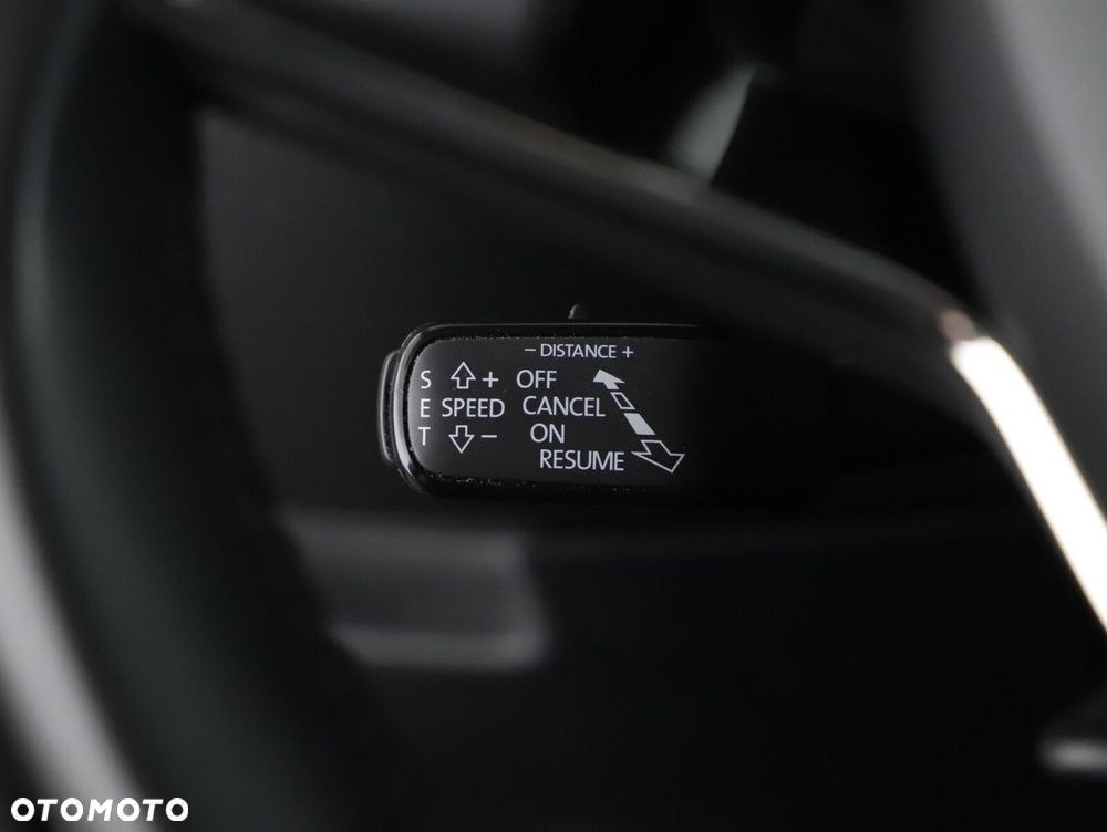 Skoda Superb 2.0 TDI SCR L&K DSG - 14
