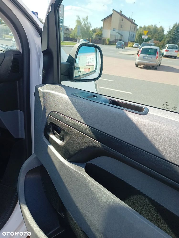 Toyota Proace - 17