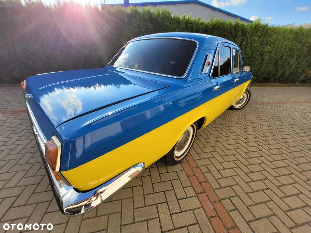 Wołga GAZ-24 - 11