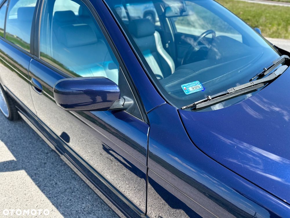BMW Seria 5 - 29