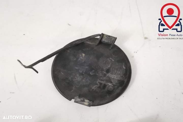 Capac Cui Tractare Bara Fata Original In Stare Buna  Jeep  Renegade  1 - 4