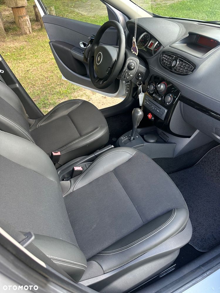 Renault Clio - 35