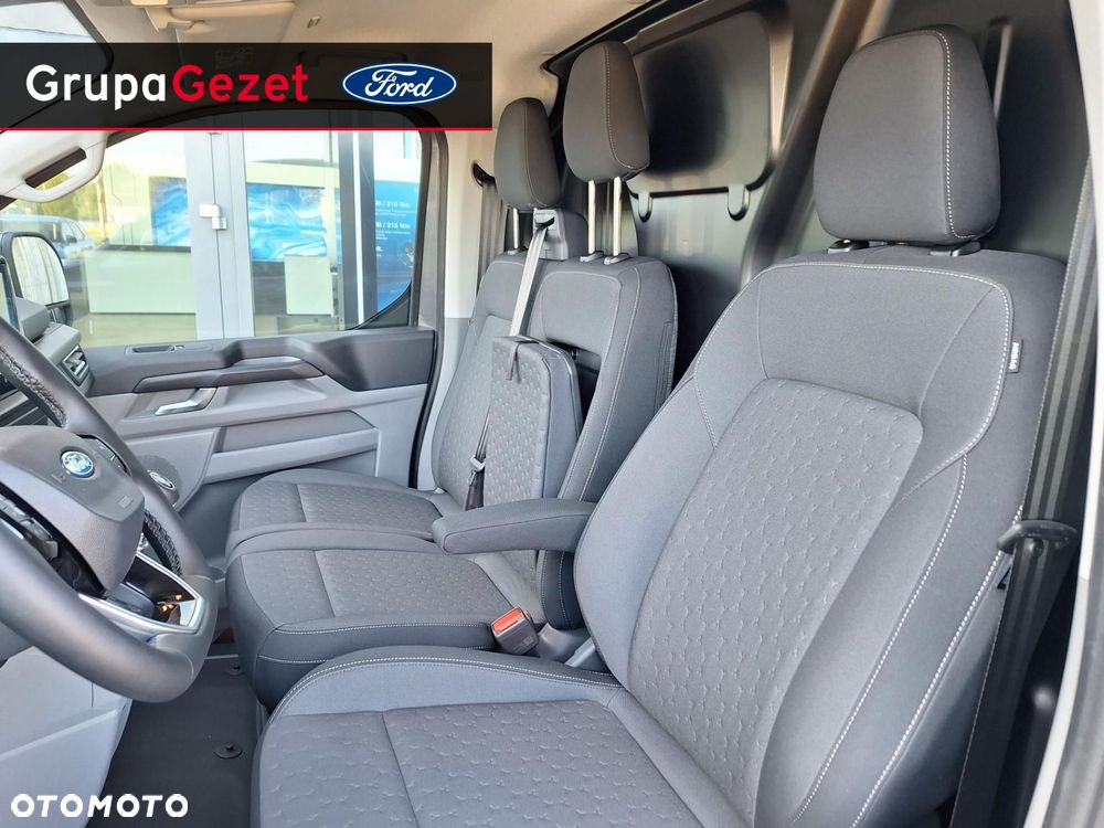 Ford Transit Custom - 12