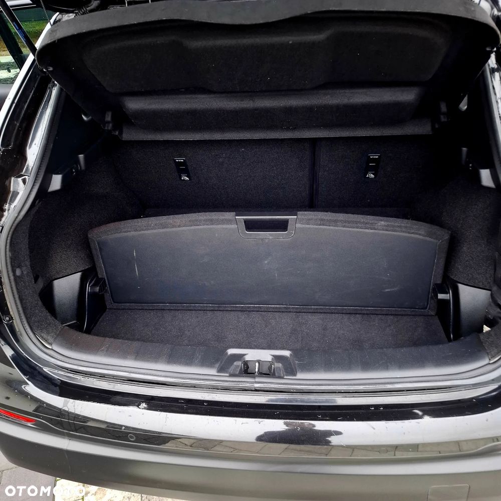 Nissan Qashqai 1.6 DIG-T N-Connecta - 27