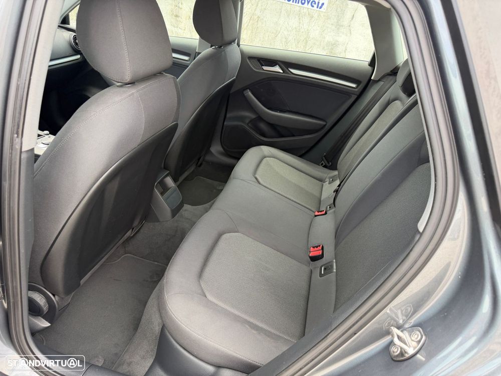 Audi A3 Sportback 1.6 TDI - 13