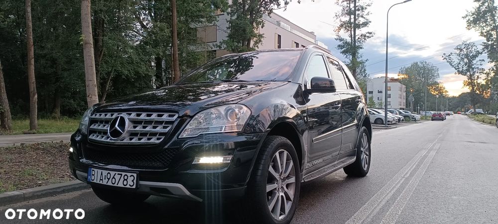 Mercedes-Benz ML - 9