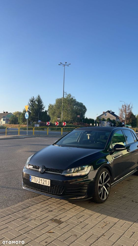 Volkswagen Golf 2.0 TDI BMT GTD - 5