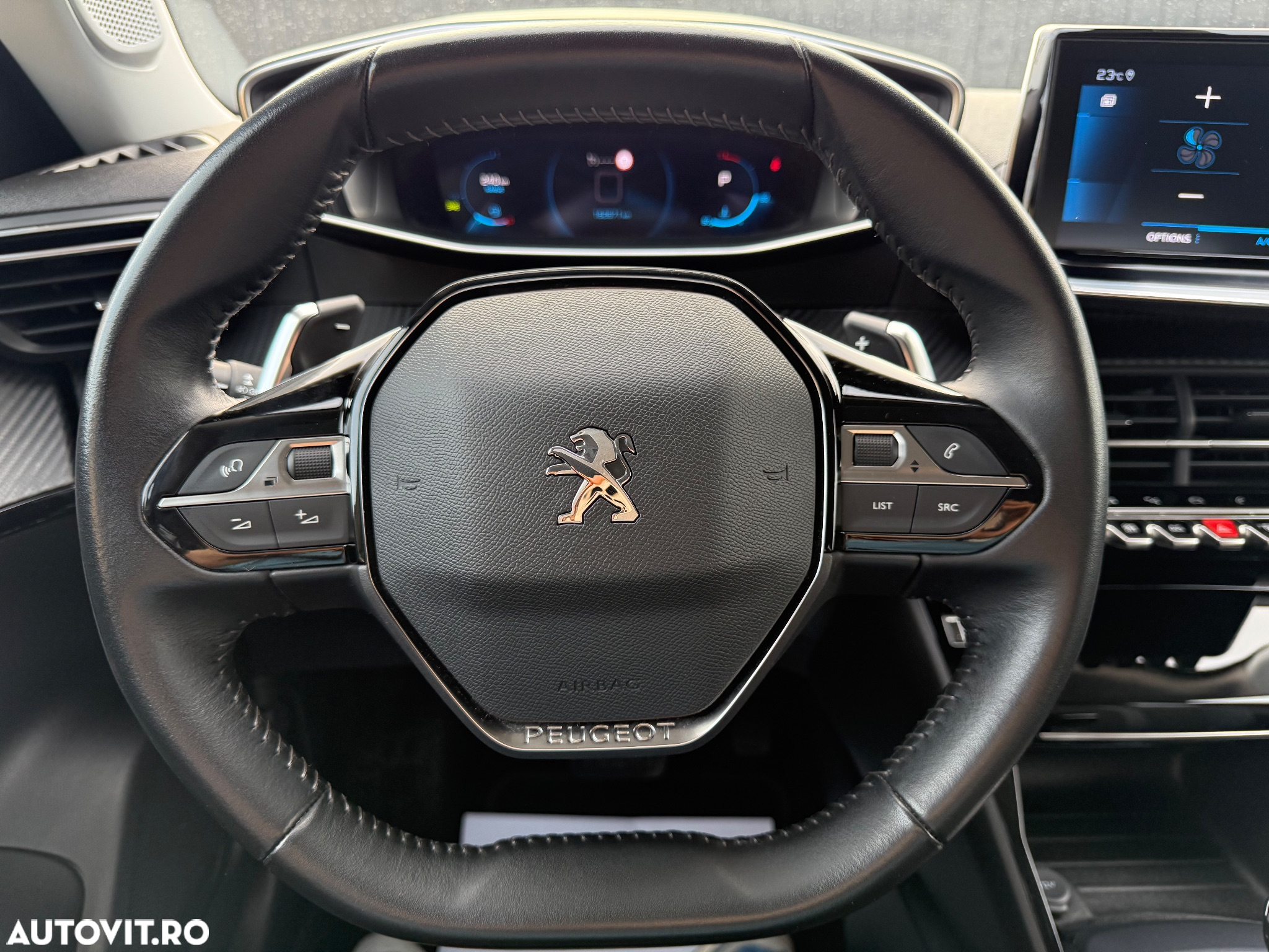 Peugeot 2008 1.5 BlueHDI 130 S&S EAT8 Allure - 22
