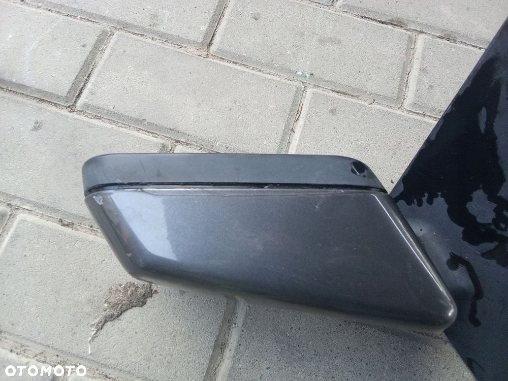 CC PRAWE LUSTERKO BMW 3 E465 PIN KOD LAKIERU 400/7 - 2