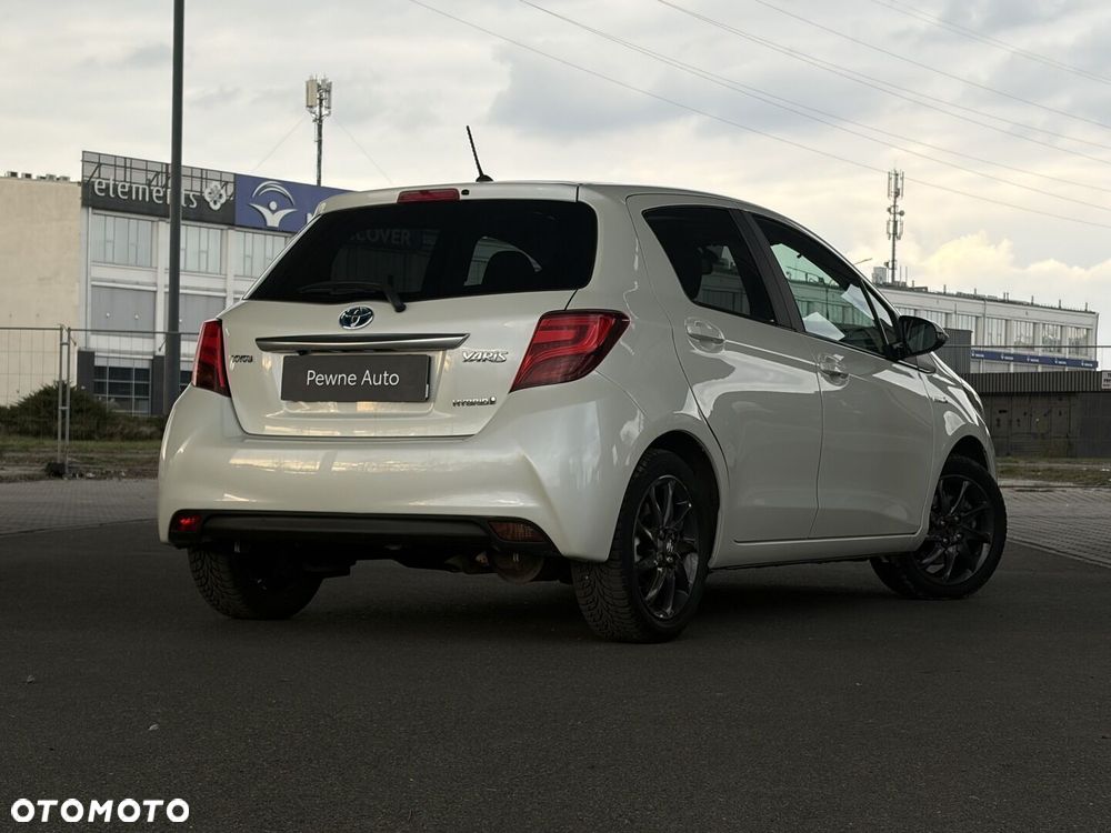 Toyota Yaris - 11